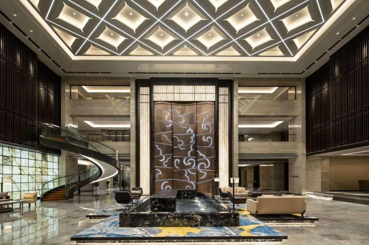 Hotel Ramada Wyndham Zhengzhou Xinzheng Xinzheng  Esterno foto